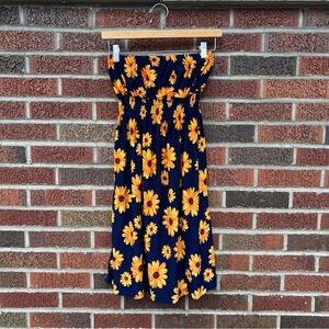5 & Love Navy Blue and Yellow Sunflower Graphic Pattern Strapless Mini Dress